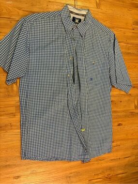 Wrangler Men’s Blue Check Short-Sleeve Button-Down Shirt